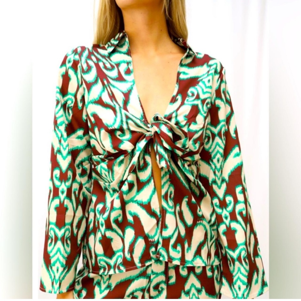 Zara Selena Cotton Blouse Bell Sleeves and Sash Tie Front size S Bohemian Print - Picture 13 of 13